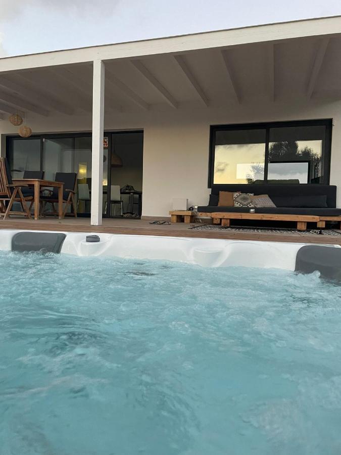 North Shore Villas Lajares, Manalari, Private Jacuzzi 외부 사진